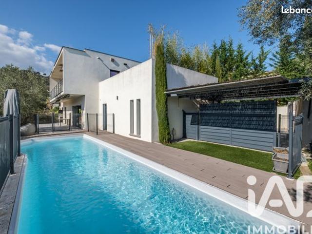 Maison 6 pièces 136 m²