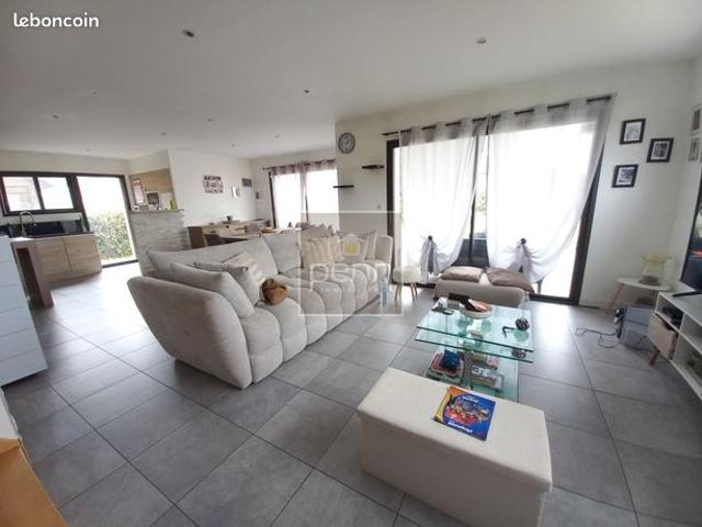 Maison 6 pièces 136 m²
