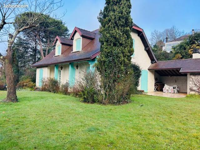 Maison 6 pièces 136 m²