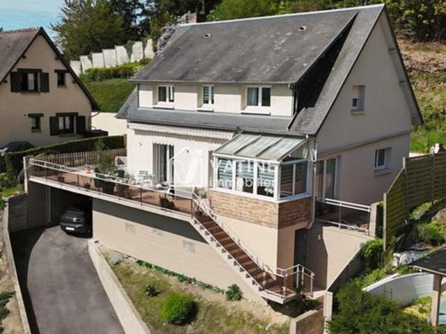 Maison 6 pièces 136 m²