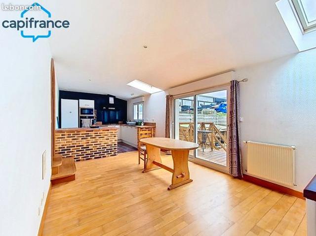 Maison 6 pièces 136 m²