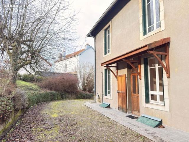 Maison 6 pièces 136 m²