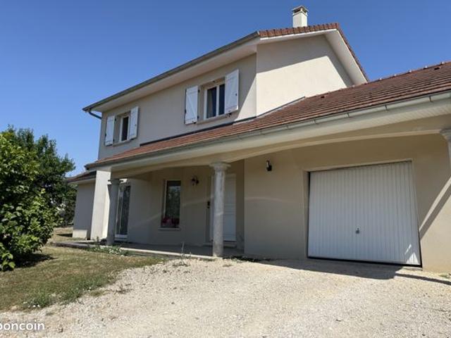Maison 6 pièces 136 m²