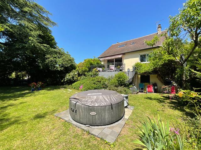 Maison 6 pièces 136 m²