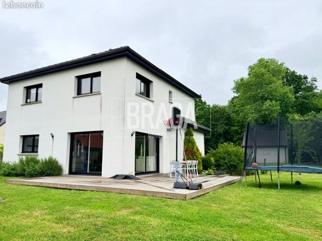 Maison 6 pièces 136 m²