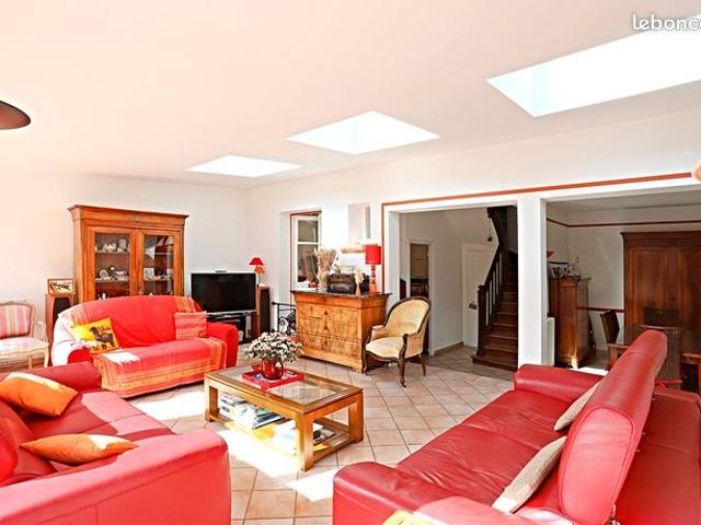 Maison 6 pièces 136 m²