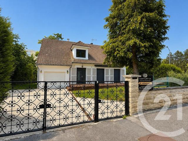 Maison 6 pièces 136 m²