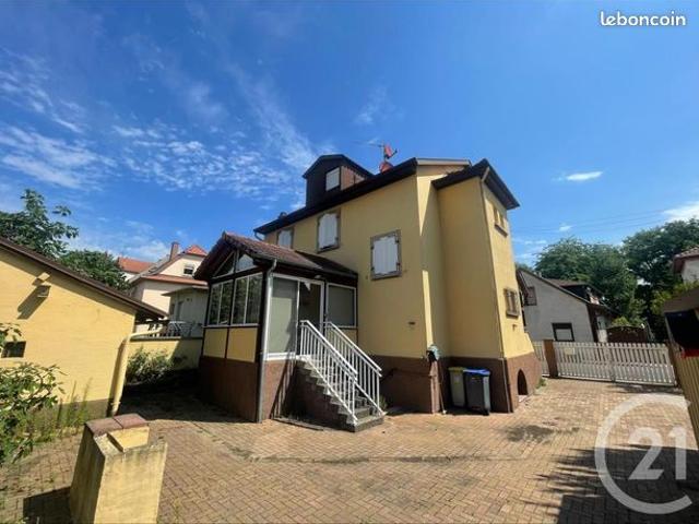 Maison 6 pièces 136 m²