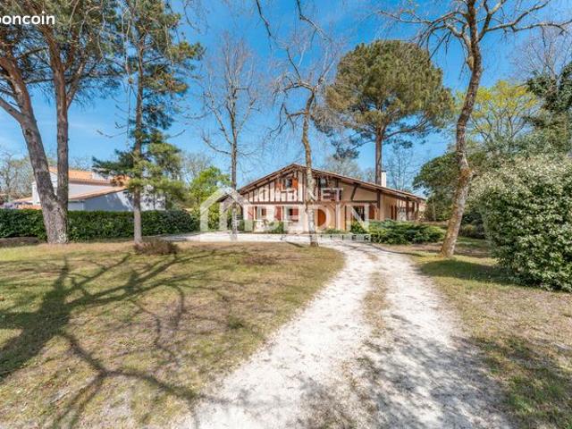 Maison 6 pièces 136 m²