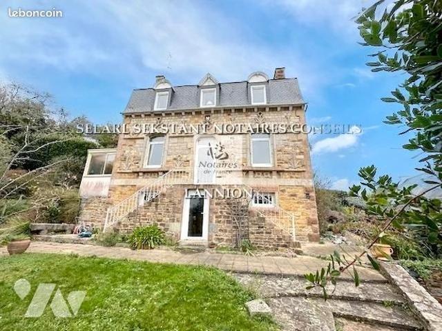 Maison 6 pièces 136 m²