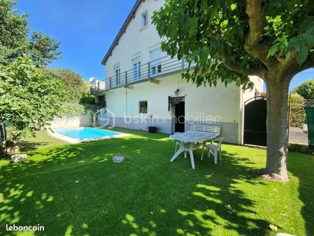 Maison 6 pièces 136 m²