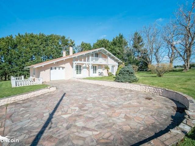 Maison 6 pièces 136 m²