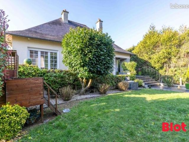 Maison 6 pièces 136 m²