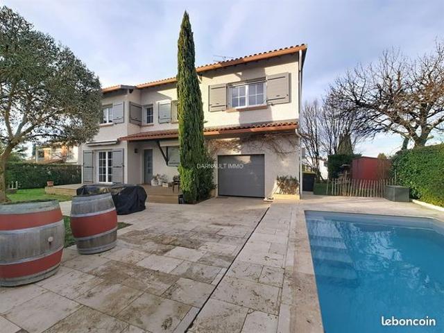 Maison 6 pièces 136 m²