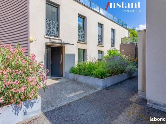Maison 6 pièces 136 m²