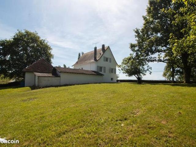 Maison 6 pièces 136 m²