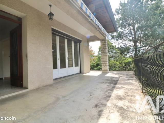 Maison 6 pièces 136 m²