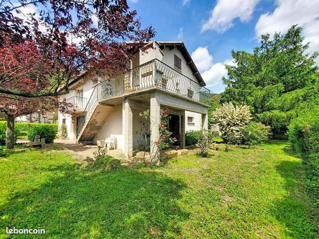 Maison 6 pièces 137 m²