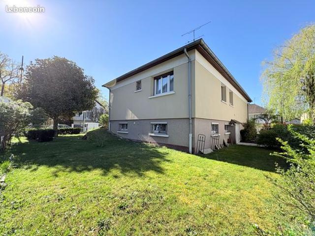 Maison 6 pièces 137 m²