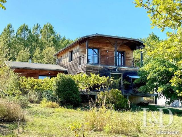 Maison 6 pièces 137 m²