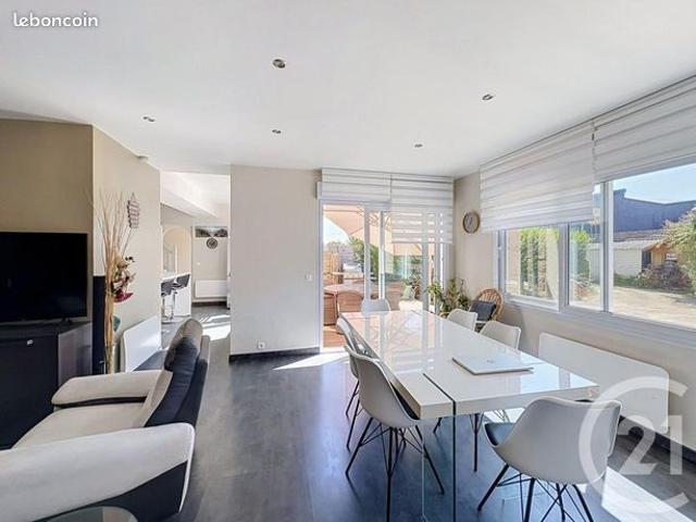 Maison 6 pièces 137 m²