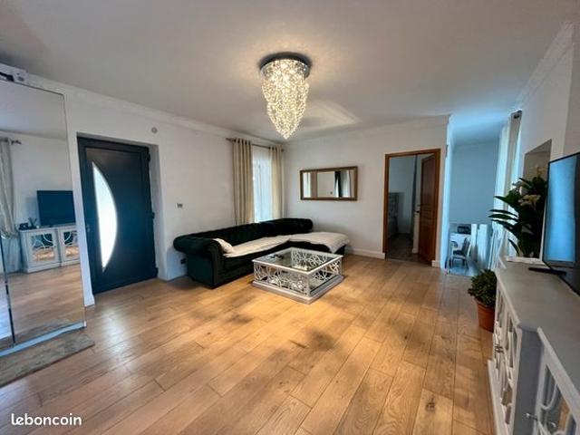 Maison 6 pièces 137 m²