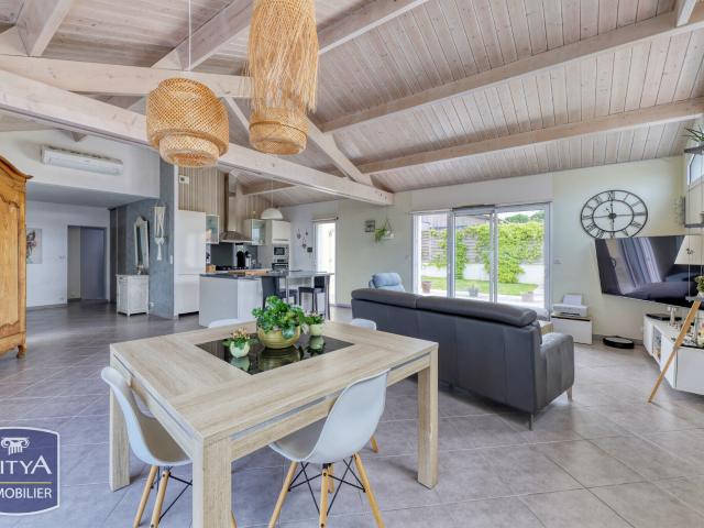 Maison 6 pièces 137 m²