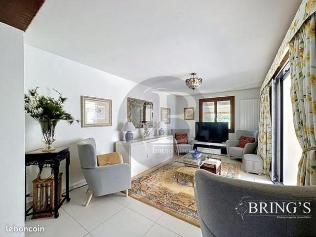 Maison 6 pièces 137 m²
