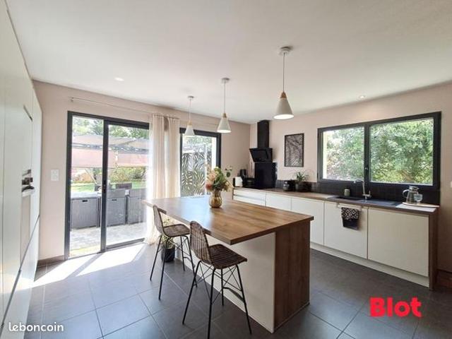 Maison 6 pièces 137 m²