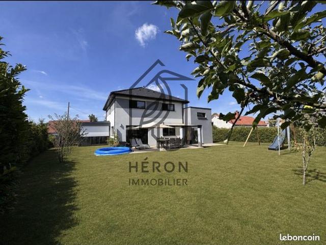 Maison 6 pièces 137 m²