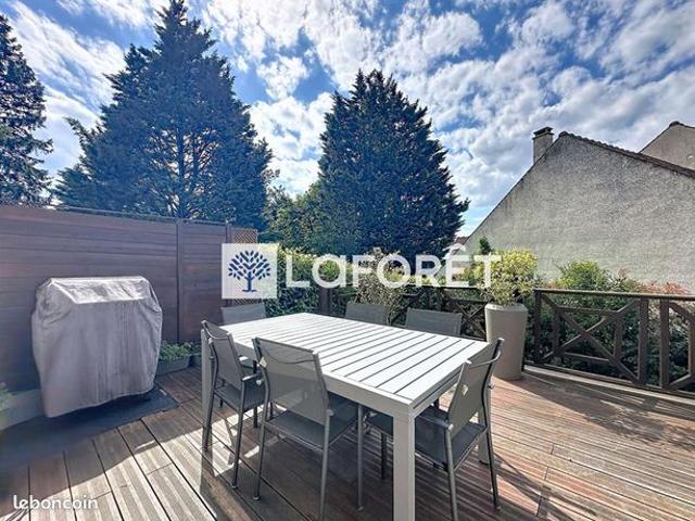 Maison 6 pièces 137 m²