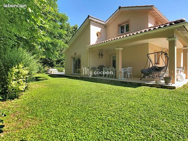 Maison 6 pièces 137 m²
