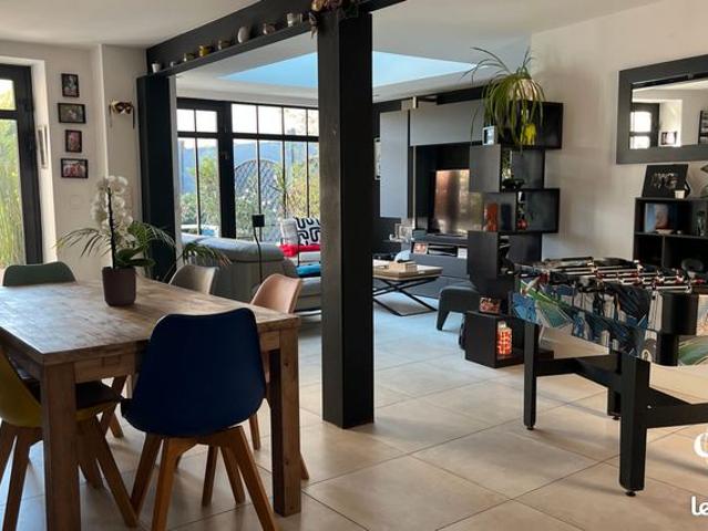 Maison 6 pièces 137 m²
