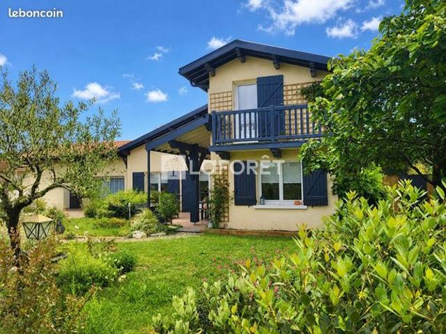 Maison 6 pièces 137 m²