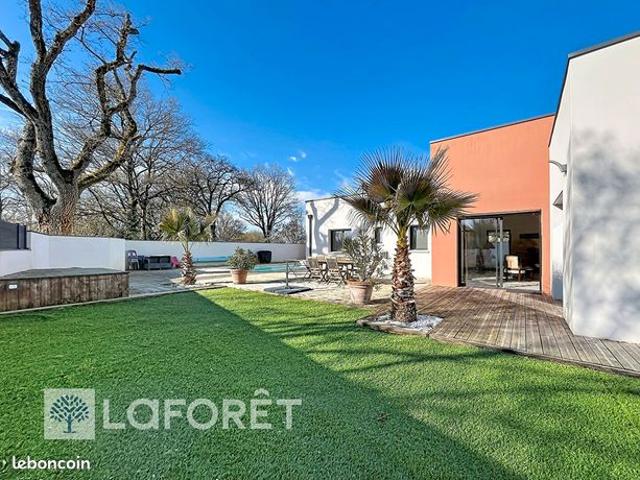 Maison 6 pièces 137 m²