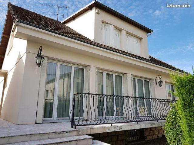 Maison 6 pièces 138 m²