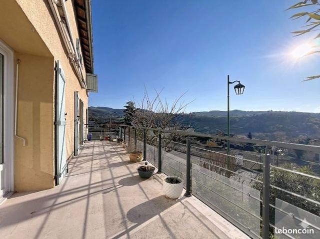 Maison 6 pièces 138 m²
