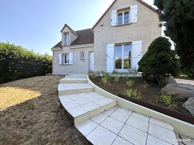 Maison 6 pièces 138 m²