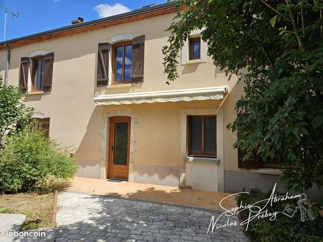 Maison 6 pièces 138 m²