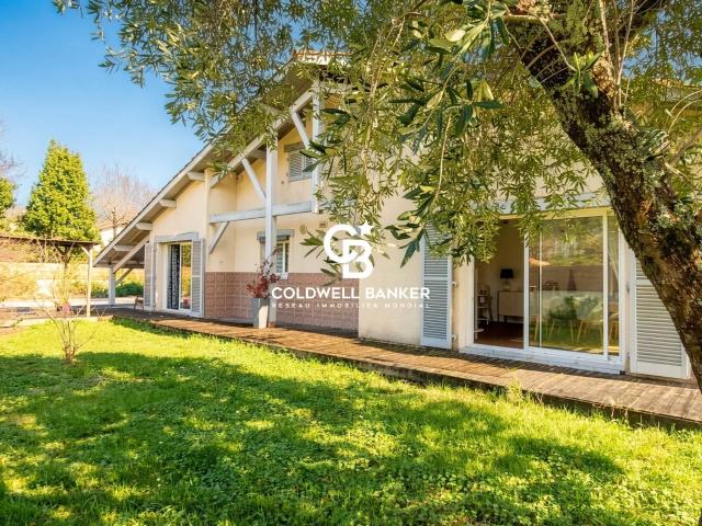 Maison 6 pièces 138 m²