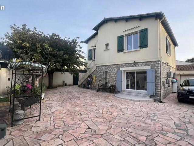 Maison 6 pièces 138 m²