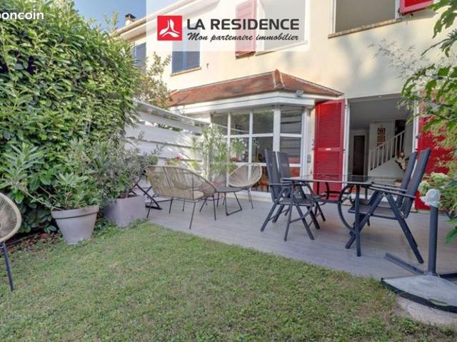 Maison 6 pièces 138 m²