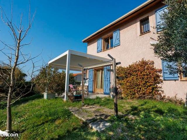 Maison 6 pièces 138 m²