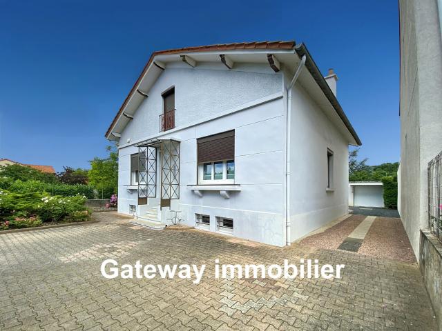Maison 6 pièces 138 m²