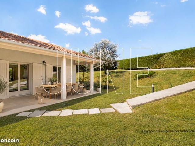 Maison 6 pièces 138 m²