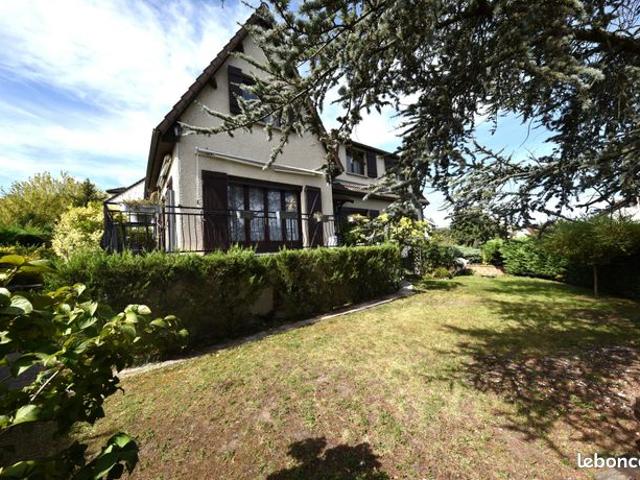 Maison 6 pièces 138 m²