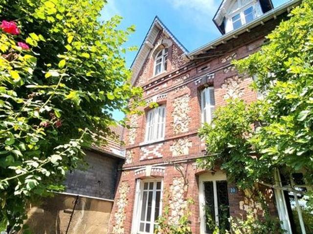 Maison 6 pièces 138 m²