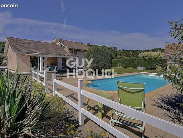 Maison 6 pièces 138 m²