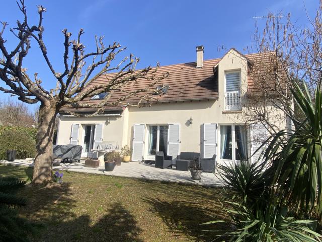Maison 6 pièces 138 m²