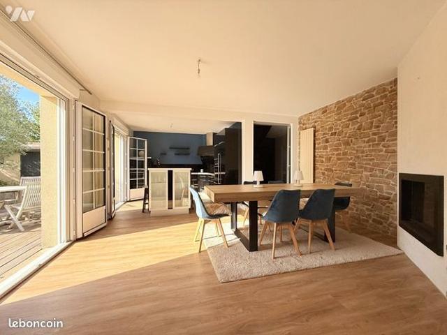 Maison 6 pièces 138 m²